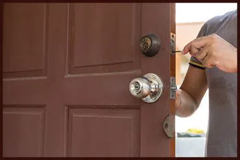 Usa Locksmith Service Grandview, MO 816-287-2766 - 2-lockout-service